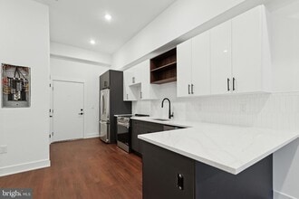 501 Washington Ln, Unit 402 in Jenkintown, PA - Building Photo - Building Photo