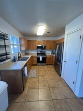 7535 Cripple Creek Rd NW in Albuquerque, NM - Foto de edificio - Building Photo