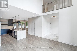 489 Duvernay Dr in Ottawa, ON - Building Photo - Building Photo