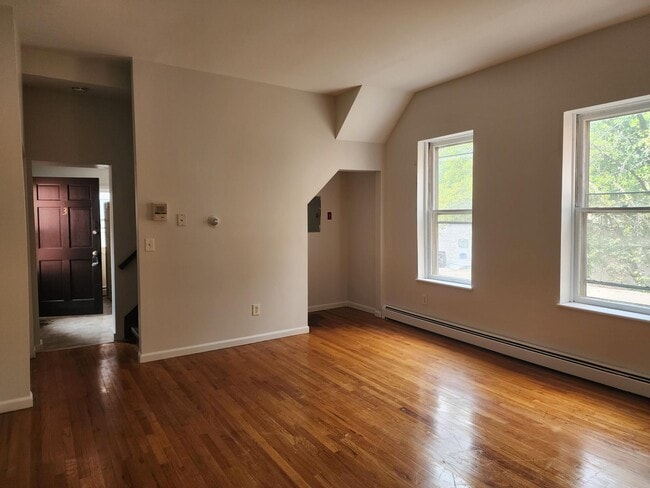 61 Parker Ave in Poughkeepsie, NY - Building Photo - Building Photo