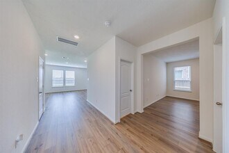 8130 Leisure Pt Dr in Cypress, TX - Building Photo - Building Photo