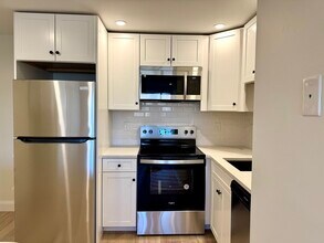 34 Bayview Terrace in Danvers, MA - Building Photo - Building Photo