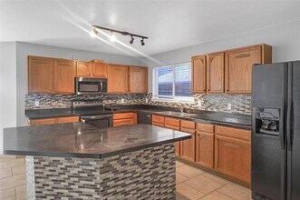 8109 Zephyr Ct in Arlington, TX - Building Photo - Building Photo