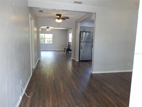 3301 52nd Way N in St. Petersburg, FL - Building Photo - Building Photo