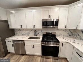 2041 S Norwood St in Philadelphia, PA - Building Photo - Building Photo