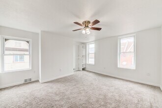 744 Proctor Wy in Pittsburgh, PA - Building Photo - Building Photo