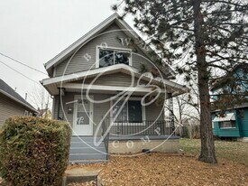 1461 Ingomar Ave in Toledo, OH - Building Photo