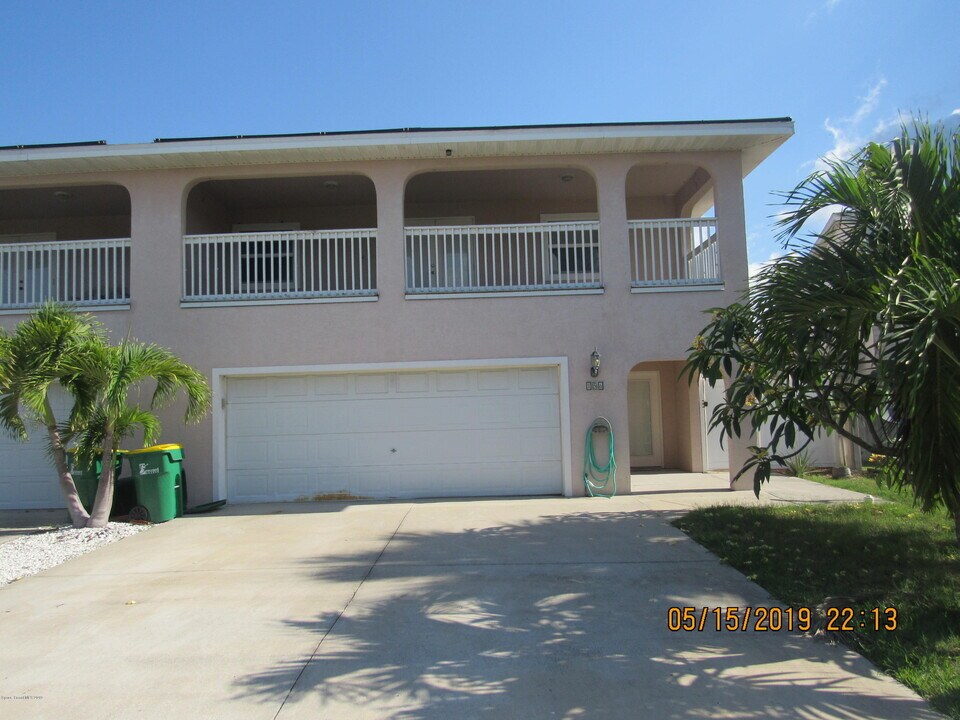 156 Wilson Ave in Cocoa Beach, FL - Building Photo