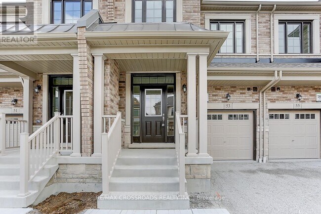 53 Velvet Dr in Whitby, ON - Building Photo - Building Photo