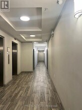 275-G275 Larch St in Waterloo, ON - Building Photo - Building Photo
