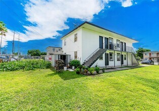 10015 SW 170th Terrace in Miami, FL - Building Photo - Building Photo