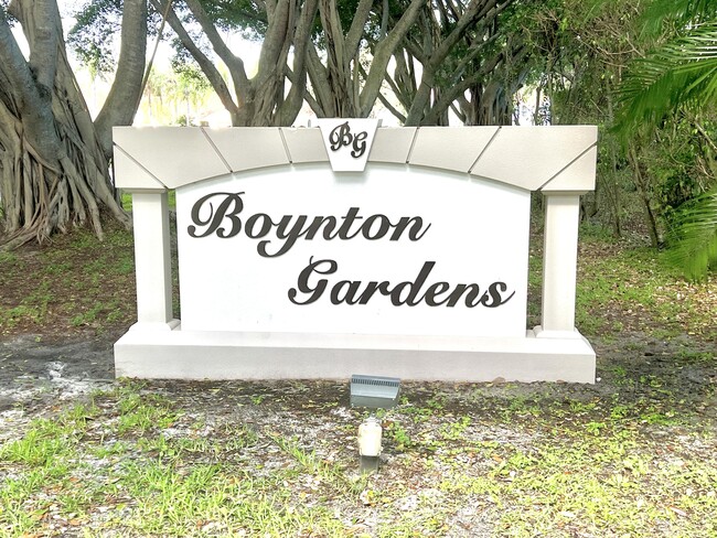 property at 9942 Boynton Gardens Way