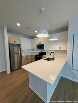 289 Walk Hill St, Unit 207 in Boston, MA - Building Photo