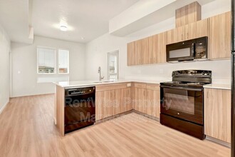 385 E 42nd St in Garden City, ID - Building Photo - Building Photo