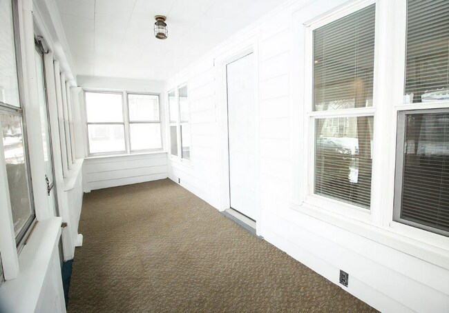 1516 39th St in Rock Island, IL - Building Photo - Building Photo