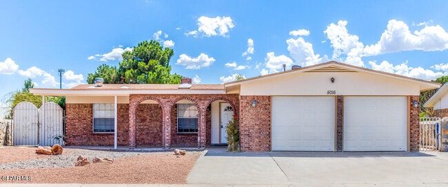 5016 Cockrell Ln in El Paso, TX - Building Photo - Building Photo
