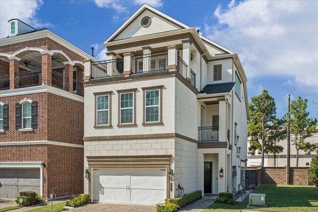 property at 921 Dunleigh Meadows Ln