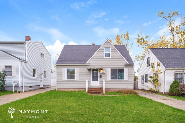 property at 12414 Park Knoll Dr