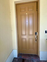 3161 NW 33rd St in Oakland Park, FL - Building Photo - Building Photo