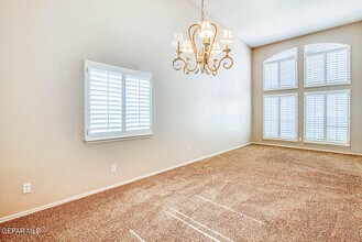 6076 Los Siglos Dr in El Paso, TX - Building Photo - Building Photo