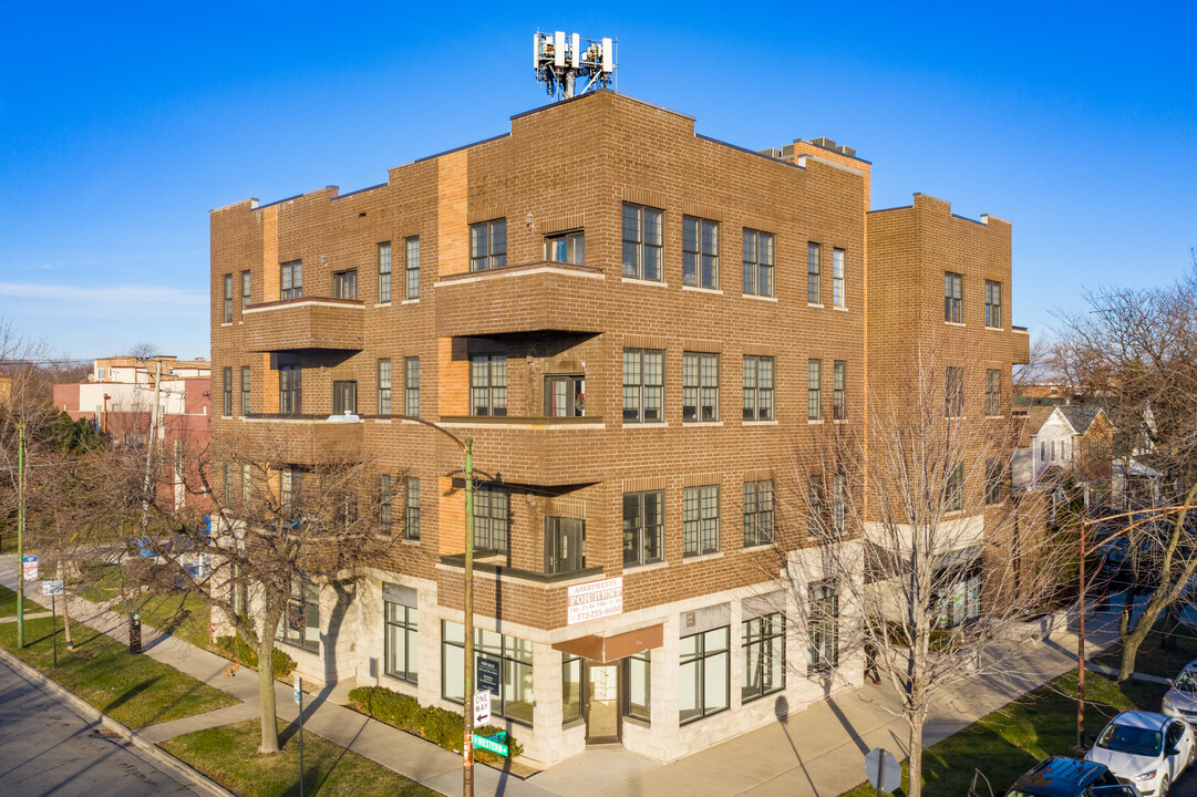 2338 W MORSE in Chicago, IL - Building Photo