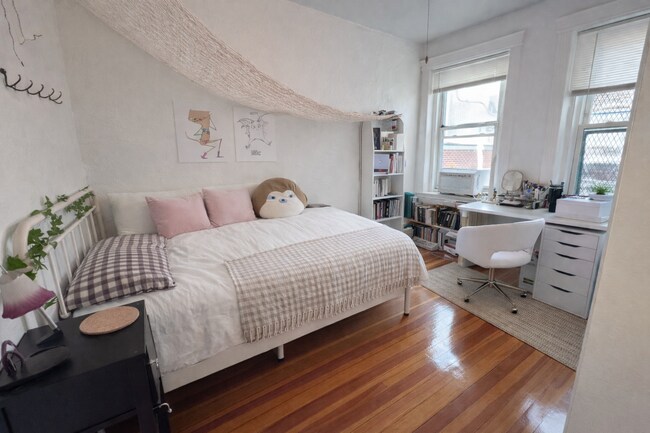 property at 59 Hemenway St