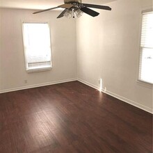 207 W 39th St in Austin, TX - Building Photo - Building Photo