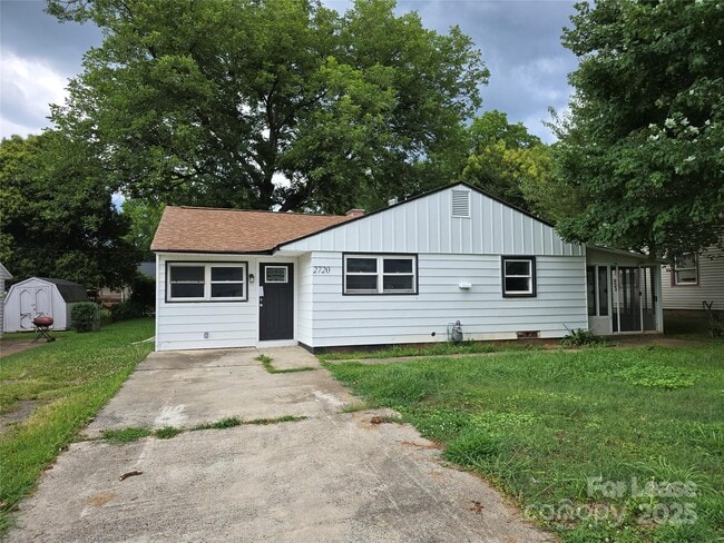 2720 Englehardt St in Charlotte, NC - Building Photo - Building Photo
