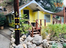 586 Los Rocas Dr in Sierra Madre, CA - Building Photo
