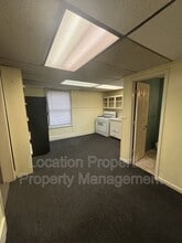 913 New York St in Lawrence, KS - Building Photo - Building Photo