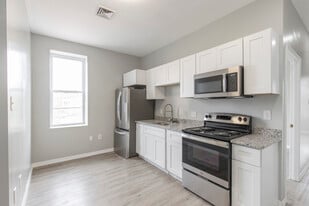 1816 S 21st St, Unit 2