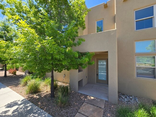6 Calle Lemita in Santa Fe, NM - Building Photo - Building Photo