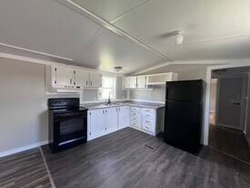 2409 Swope Rd, Unit 2531 in Owenton, KY - Building Photo