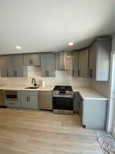 1525 Manton St in Philadelphia, PA - Foto de edificio - Building Photo