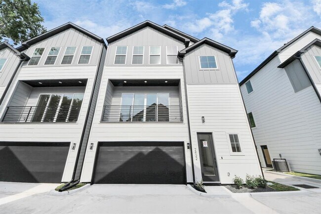 property at 2422 Harrington St