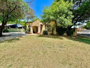 2702 23rd St in Lubbock, TX - Building Photo - Building Photo
