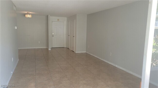 3706 Broadway in Ft. Myers, FL - Building Photo - Building Photo