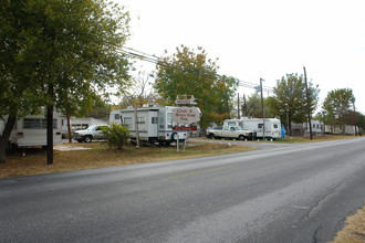 Circle B Mobile Home Park in San Antonio, TX - Building Photo - Building Photo