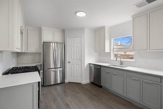 2204 Founder Dr in Cedar Park, TX - Building Photo - Building Photo