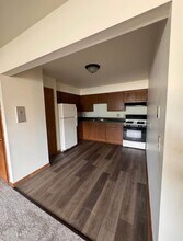 3810 S 84th St in Milwaukee, WI - Foto de edificio - Building Photo