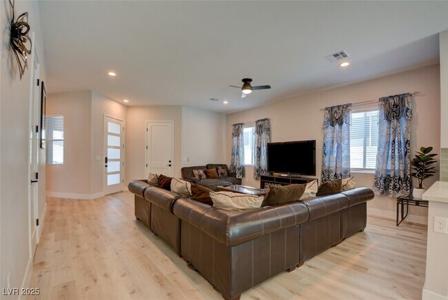 property at 5534 Stormy Night Ct.