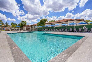 La Ventana in Albuquerque, NM - Building Photo