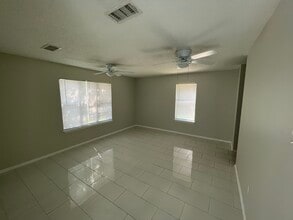 390 Guzzardo Ln, Unit 2B in Independence, LA - Building Photo - Building Photo