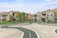 Cypress Creek Apartment Homes at Fayridge ... photo'