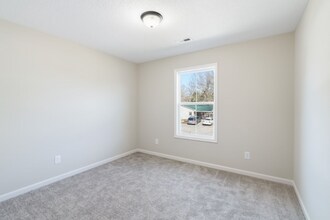 6626 Johnbo Way in Knoxville, TN - Foto de edificio - Building Photo