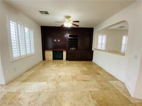 373 Blue Tee Ct in Las Vegas, NV - Building Photo - Building Photo