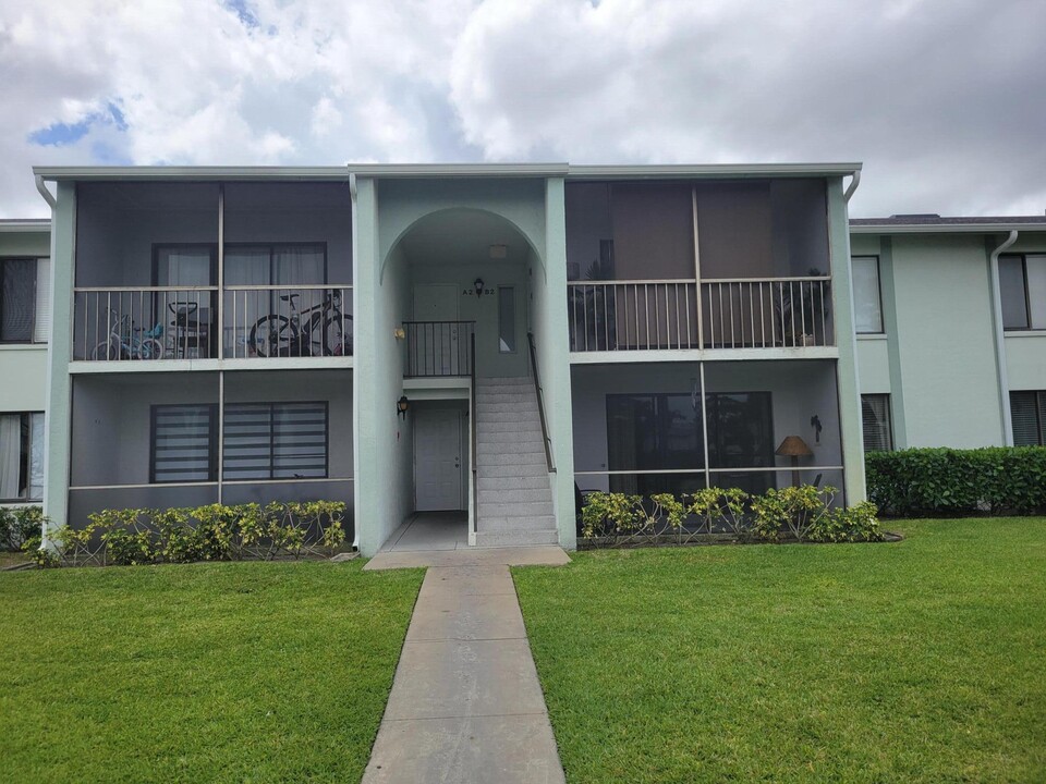 3652 Alder Dr in West Palm Beach, FL - Building Photo