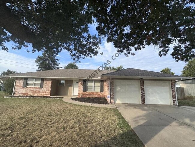 property at 8105 W Lakeshore Dr