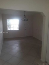 2551 NW 13th St-Unit -25 in Miami, FL - Building Photo - Building Photo