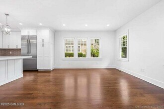 2 Sound View Terrace in Greenwich, CT - Building Photo - Building Photo